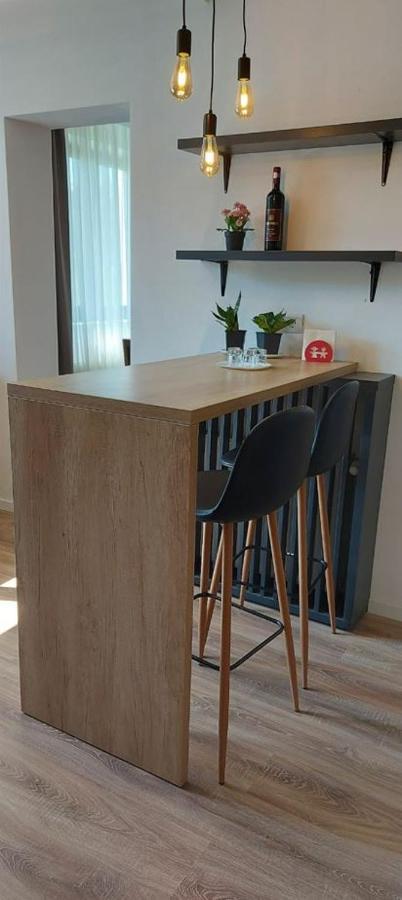 Eco Familia Hotel Pojoga Екстериор снимка