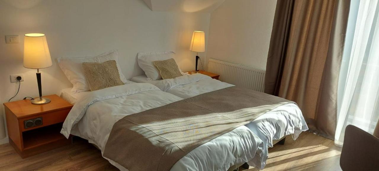 Eco Familia Hotel Pojoga Екстериор снимка