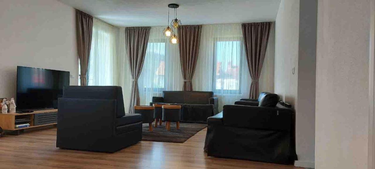 Eco Familia Hotel Pojoga Екстериор снимка
