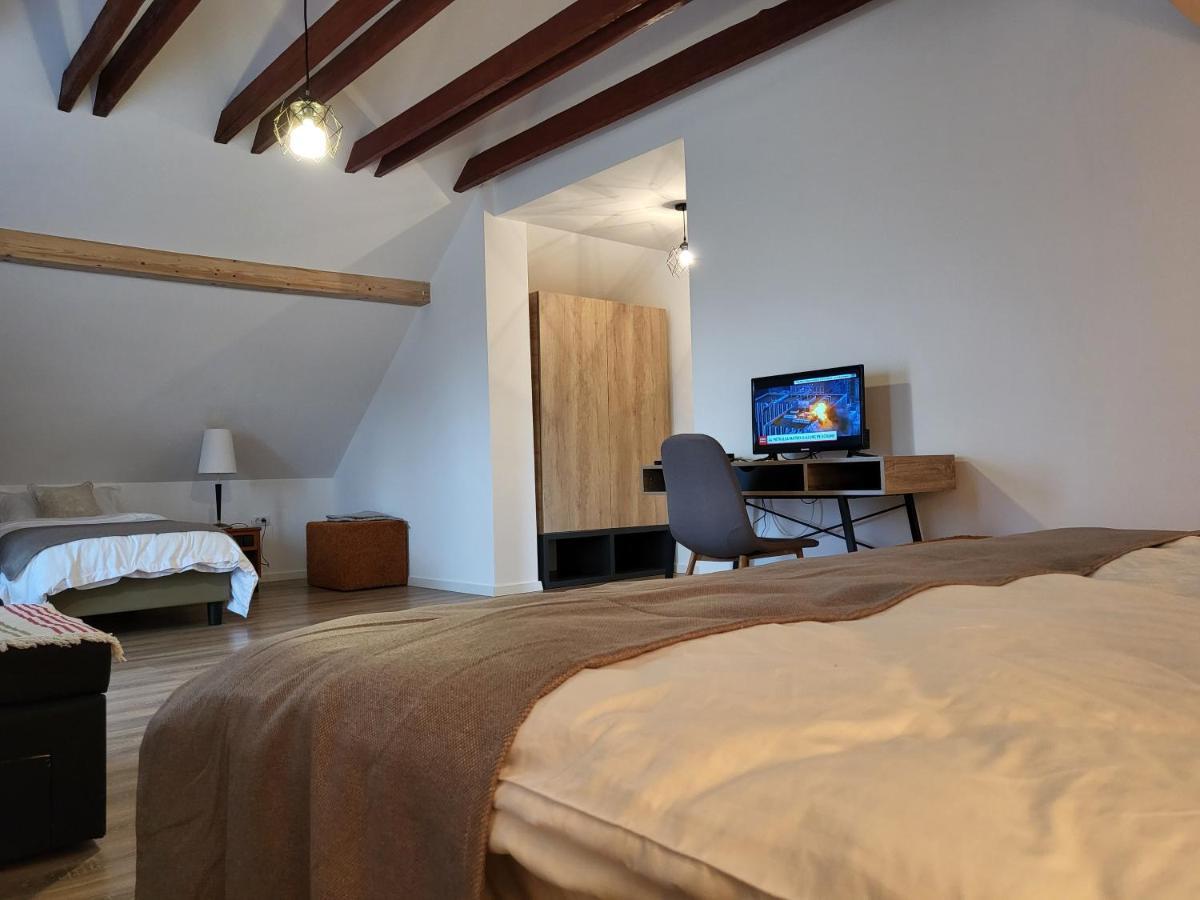 Eco Familia Hotel Pojoga Екстериор снимка