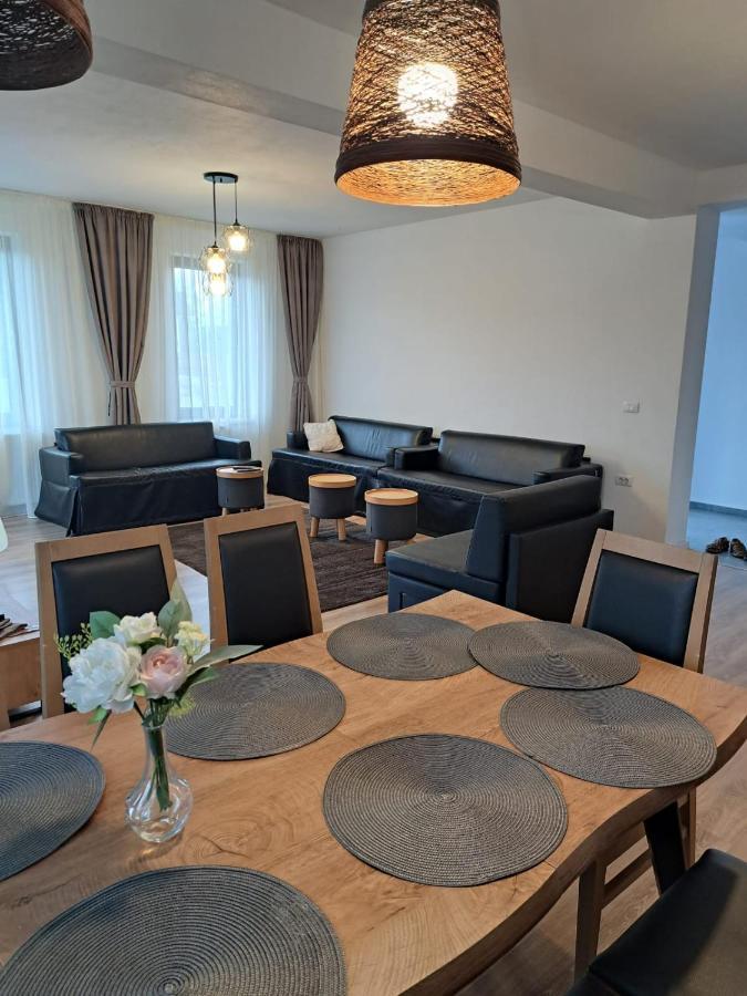 Eco Familia Hotel Pojoga Екстериор снимка