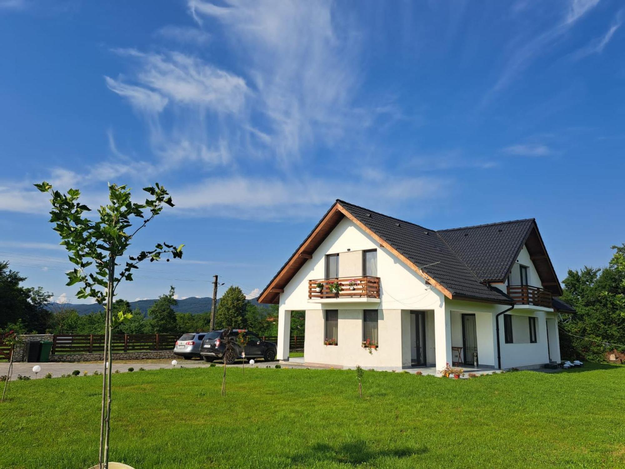 Eco Familia Hotel Pojoga Екстериор снимка