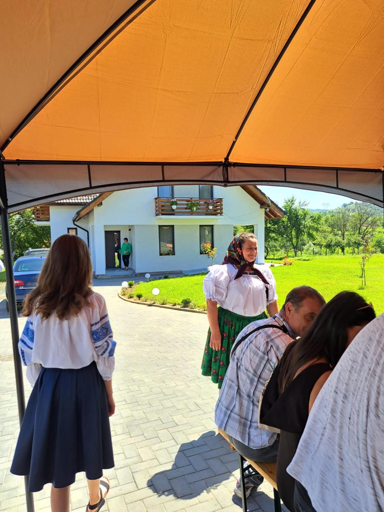 Eco Familia Hotel Pojoga Екстериор снимка